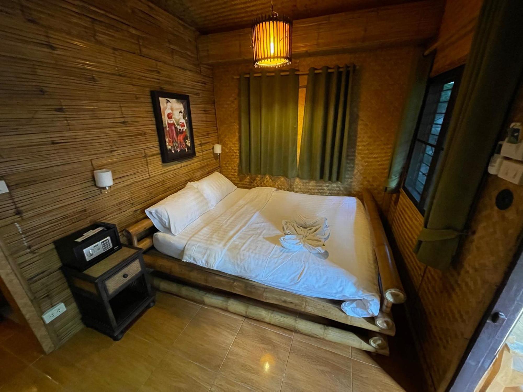 Boutique Hotel & Restaurant, Jaidee Bamboo Huts Chiang Mai Bagian luar foto