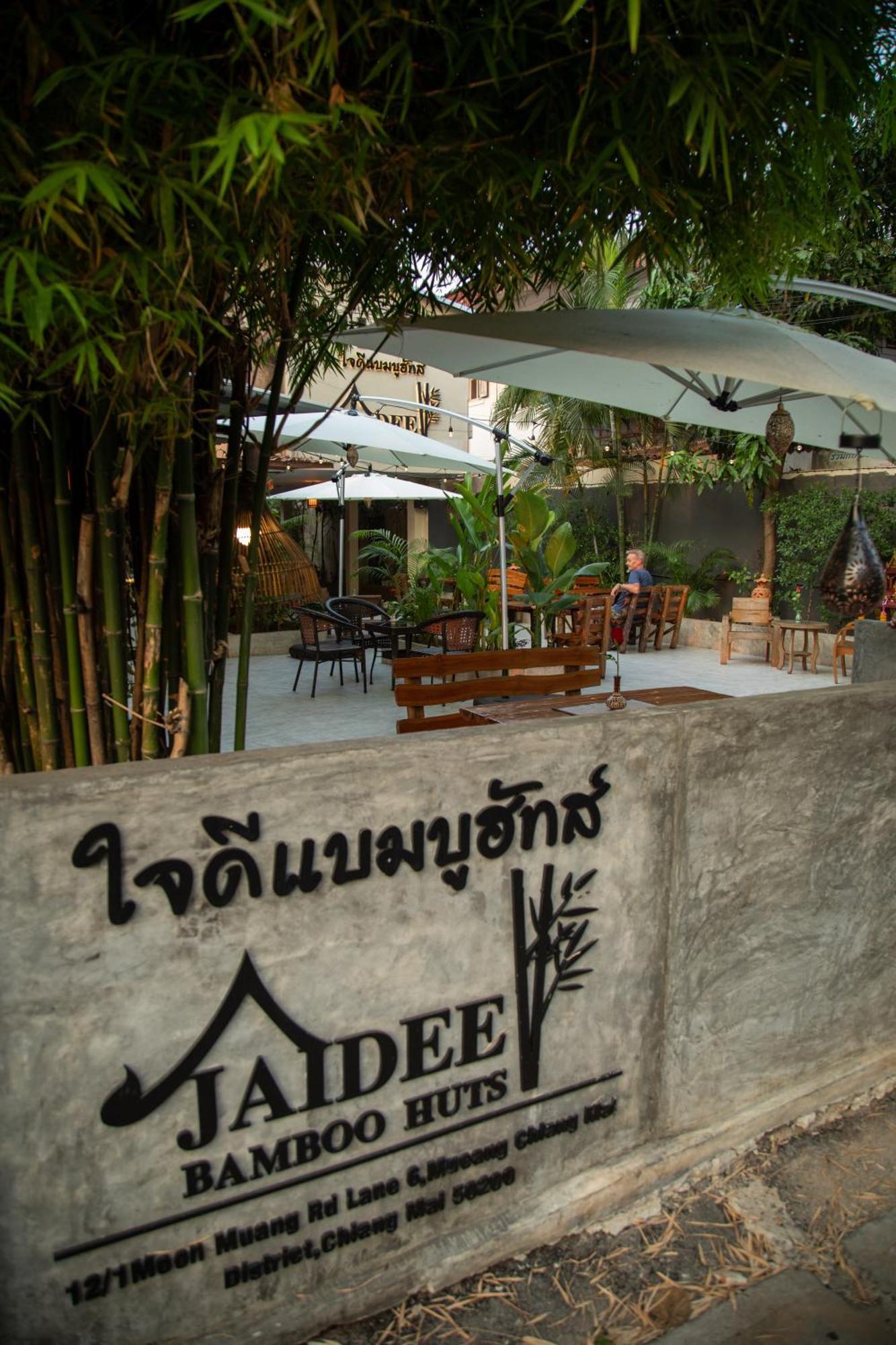 Boutique Hotel & Restaurant, Jaidee Bamboo Huts Chiang Mai Bagian luar foto